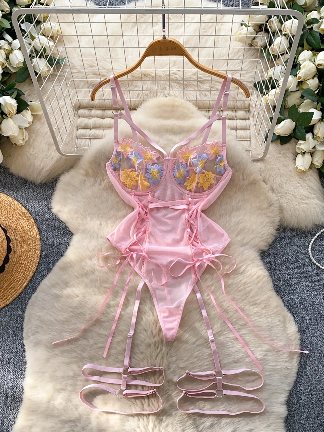 Foamlina Women's Pink Floral Embroidered Lingerie Set Sexy Strapy See Through Mesh Ultra Thin Lace Up Tight Bodysuit with Choker
Foamlina Women's Pink Floral Embroidered Lingerie Set Sexy Strapy See Through Mesh Ultra Thin Lace Up Tight Bodysuit with Choker
