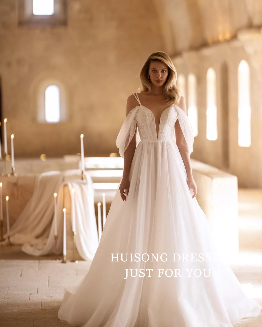 HUISONG Customized Boho Wedding Dresses Lace Appliques Sweetheart A-Line Beach Bridal Gown vestidos de novia
HUISONG Customized Boho Wedding Dresses Lace Appliques Sweetheart A-Line Beach Bridal Gown vestidos de novia