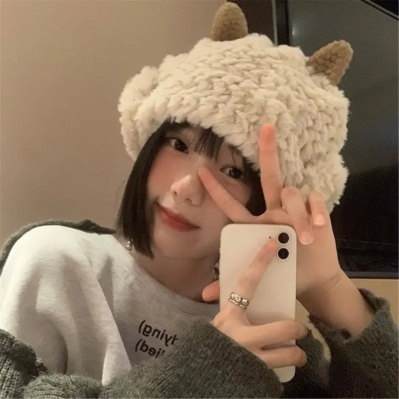 39BB Sheep Ear Plush Hat Ear Flap Hat Hat Women Winter Warm Skiing Cap
39BB Sheep Ear Plush Hat Ear Flap Hat Hat Women Winter Warm Skiing Cap
