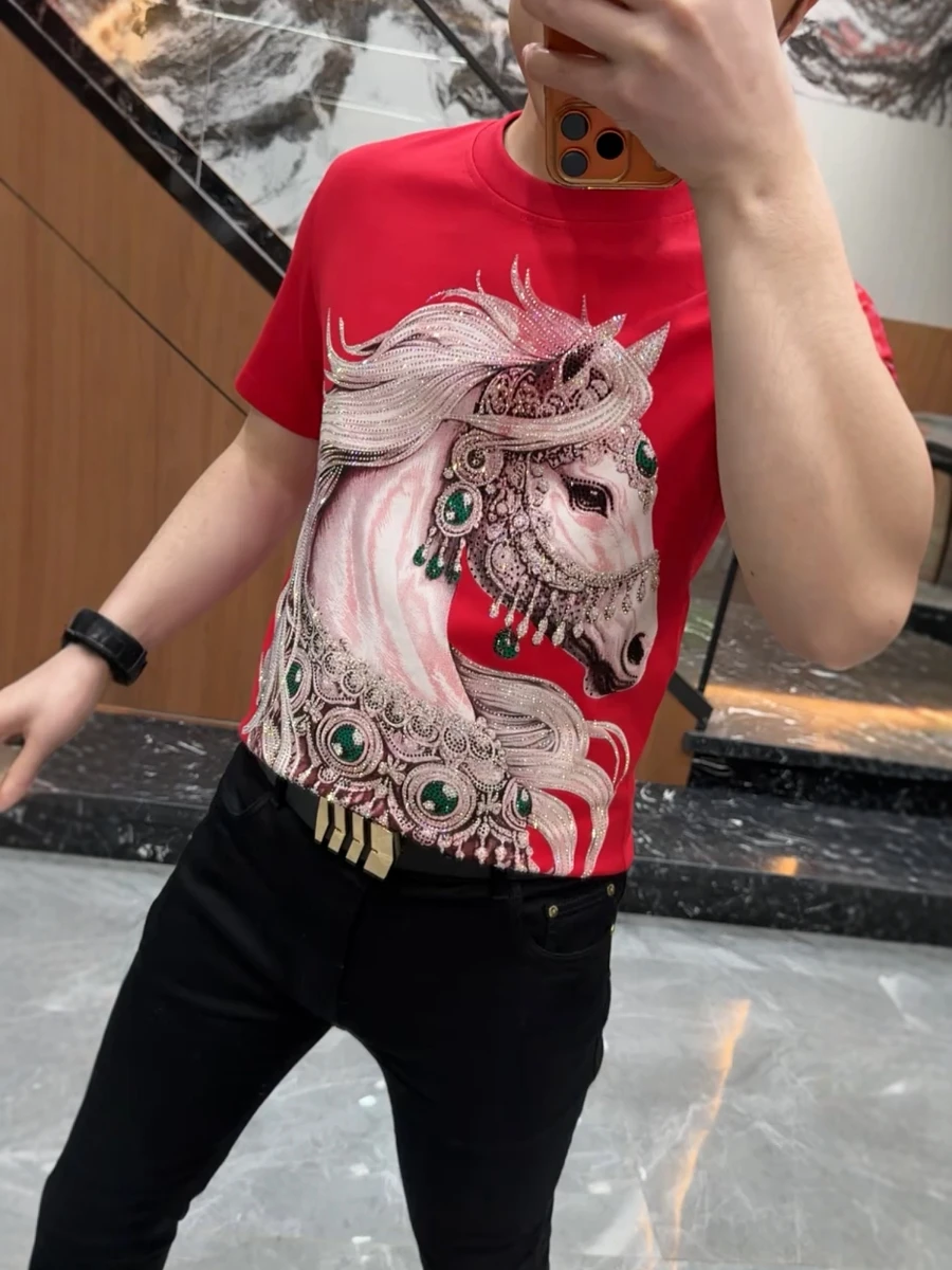 Модная мужская футболка с коротким рукавом, летняя новинка, с роскошными пайетками, праздничный китайский стиль, круглый вырез
Модная мужская футболка с коротким рукавом, летняя новинка, с роскошными пайетками, праздничный китайский стиль, круглый вырез