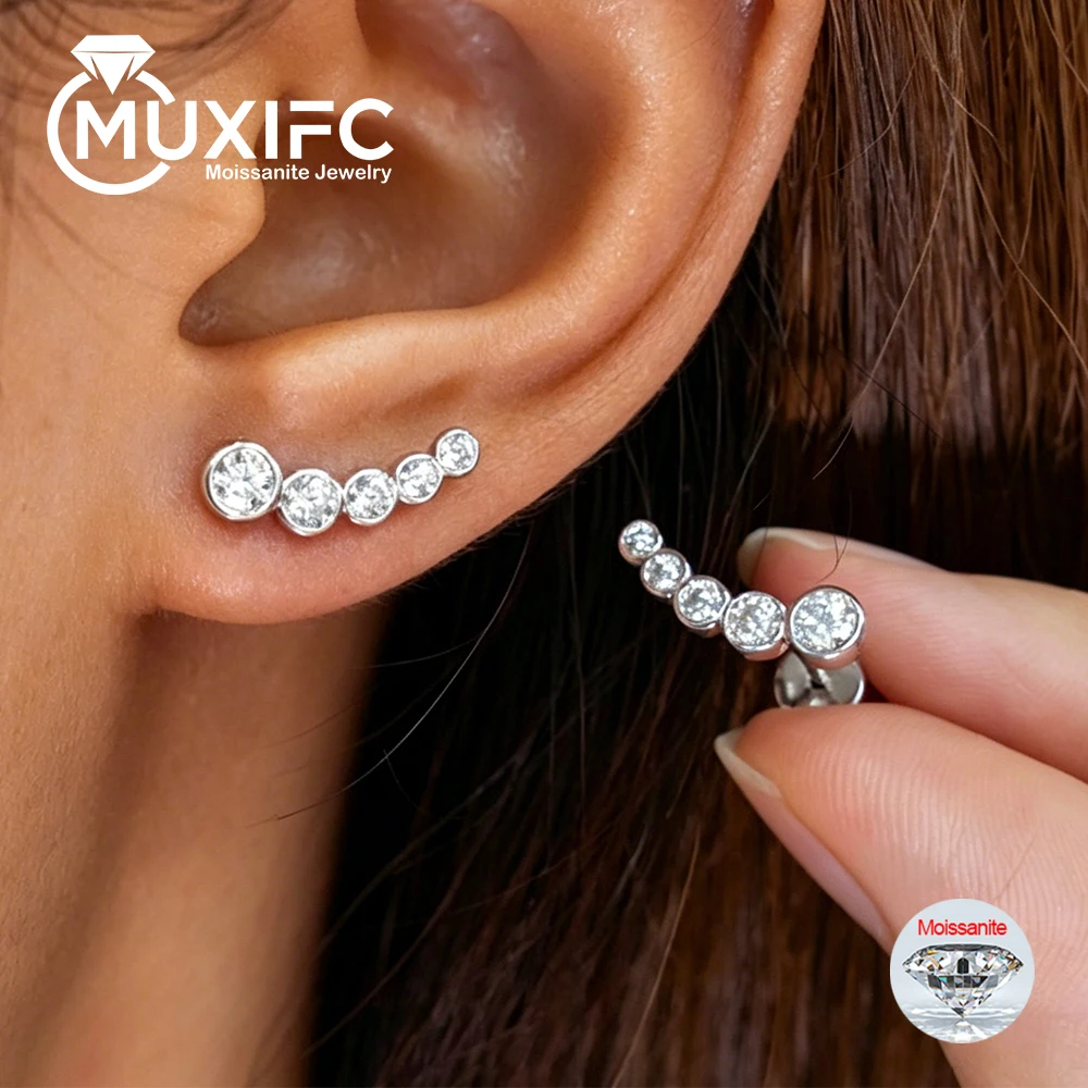 D Color Moissanite Earrings for Women Bezel Set Round Brilliant Cut Moissanite Stud Solid 925 Silver Dainty Earring with GRA
D Color Moissanite Earrings for Women Bezel Set Round Brilliant Cut Moissanite Stud Solid 925 Silver Dainty Earring with GRA