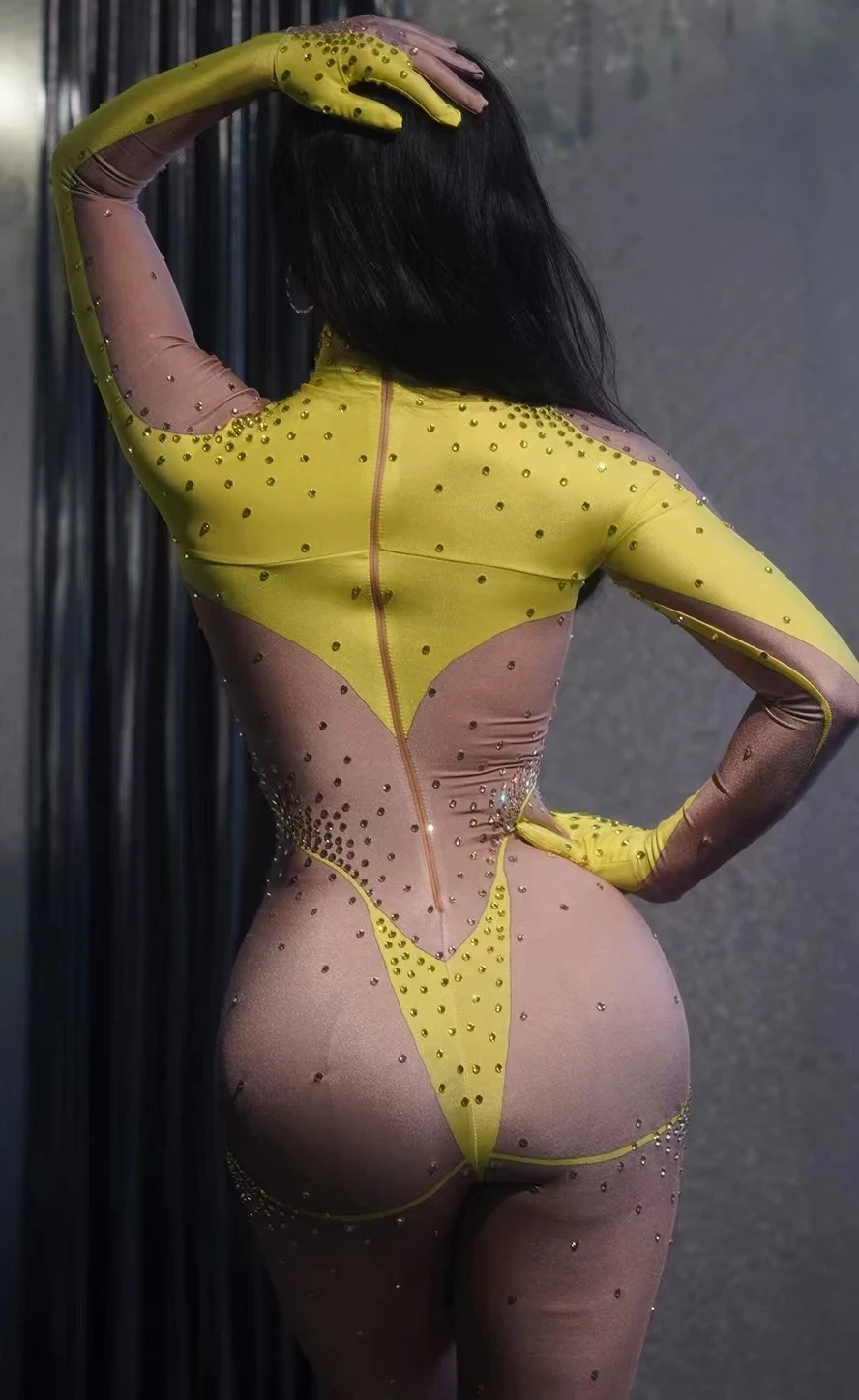 Блестящий комбинезон со стразами, сексуальный костюм певицы, танцовщицы, сценическая одежда, танцевальный наряд для ночного клуба, певицы, вечерние шоу
Блестящий комбинезон со стразами, сексуальный костюм певицы, танцовщицы, сценическая одежда, танцевальный наряд для ночного клуба, певицы, вечерние шоу