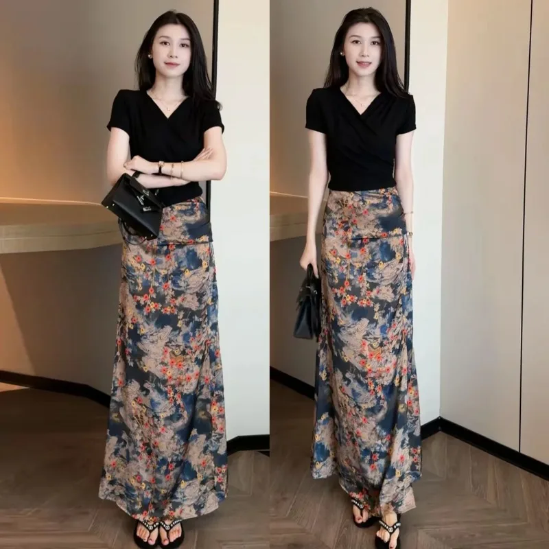 Women Floral Print Maxi Skirt Set Short Sleeve V Neck T Shirt 2 Piece Outfit
Women Floral Print Maxi Skirt Set Short Sleeve V Neck T Shirt 2 Piece Outfit