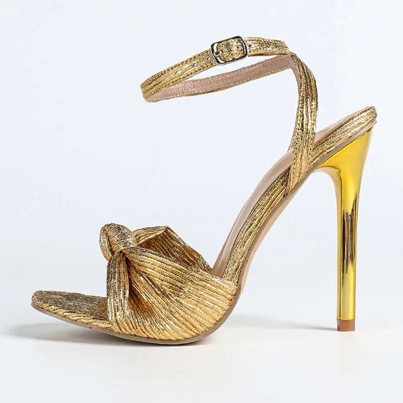 European American Women's Pumps Fashion Ankle Strap Designer High-heeled Sandals Luxury Gold Banquet Party Dress Stiletto Heels
European American Women's Pumps Fashion Ankle Strap Designer High-heeled Sandals Luxury Gold Banquet Party Dress Stiletto Heels