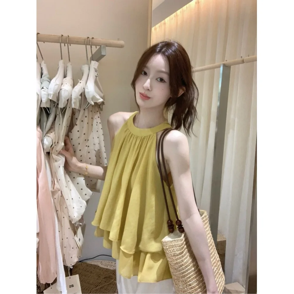 Summer 2026 Women's Pure Color Double Layer Neck Hanging Hemline Vest Shirt Versatile Sleeveless Top Trendy Cotton Material
Summer 2026 Women's Pure Color Double Layer Neck Hanging Hemline Vest Shirt Versatile Sleeveless Top Trendy Cotton Material