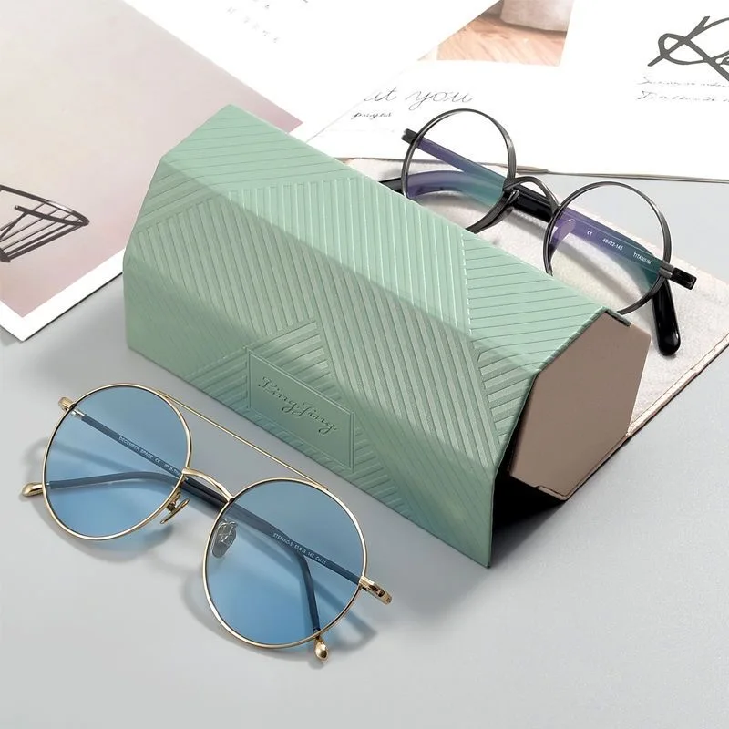 Folding PU Leather Portable Glasses Organizer 2Grids Eyeglasses Storage Display Travel Sunglasses Case Dual Use Home Storage
Folding PU Leather Portable Glasses Organizer 2Grids Eyeglasses Storage Display Travel Sunglasses Case Dual Use Home Storage