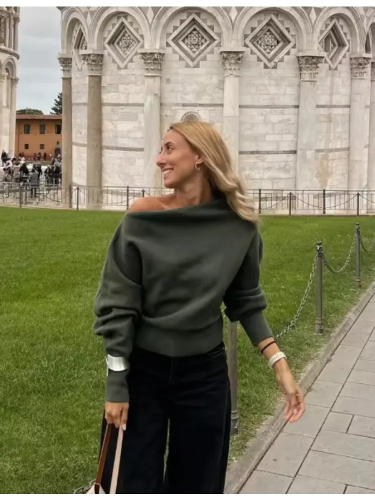 Asymmetric Shoulder Metal Buckle Cuff Knit Pullover Sweater Boat Neck Batwing Lantern Sleeve Cropped Casual Knit Top 260602
Asymmetric Shoulder Metal Buckle Cuff Knit Pullover Sweater Boat Neck Batwing Lantern Sleeve Cropped Casual Knit Top 260602