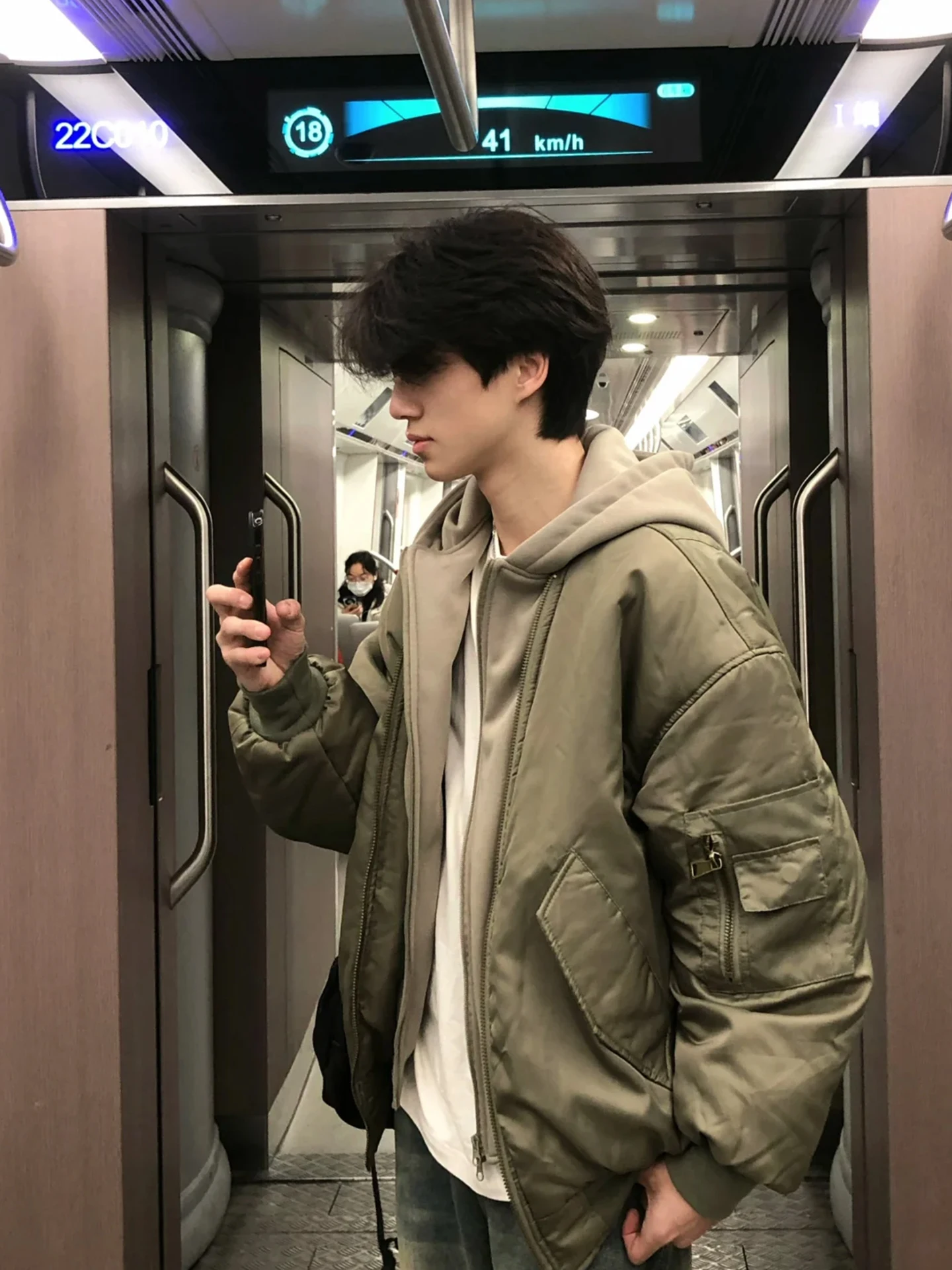 Мужское хлопковое пальто MA Pilot Jaet, зимнее теплое хлопковое пальто с капюшоном, верхняя одежда, молодежная мода, свободная посадка, длинная свеч на молнии...
Мужское хлопковое пальто MA Pilot Jaet, зимнее теплое хлопковое пальто с капюшоном, верхняя одежда, молодежная мода, свободная посадка, длинная свеч на молнии...