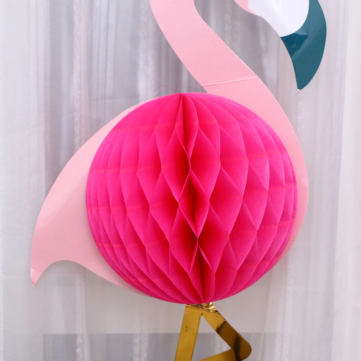 2pcs Pink Flamingo Honeycomb Ball Party Supplies Decorations Pendant Ceiling 10.6x21.3inch Birthday Baby Shower Event
2pcs Pink Flamingo Honeycomb Ball Party Supplies Decorations Pendant Ceiling 10.6x21.3inch Birthday Baby Shower Event