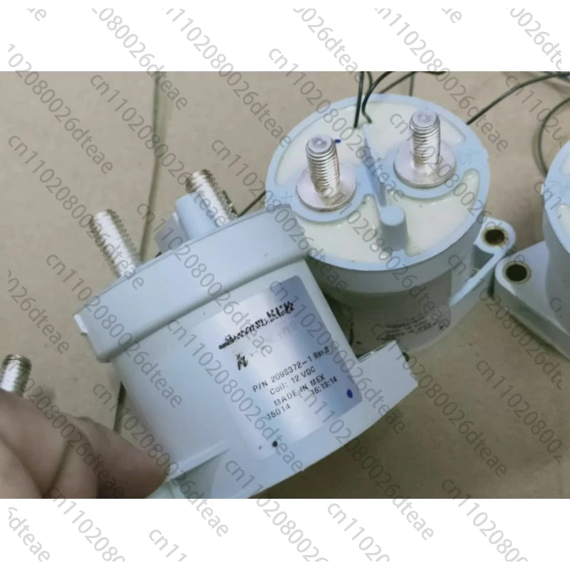 EV200AAANA 2098372-1 12V Car 200A Relay Disassembly
EV200AAANA 2098372-1 12V Car 200A Relay Disassembly
