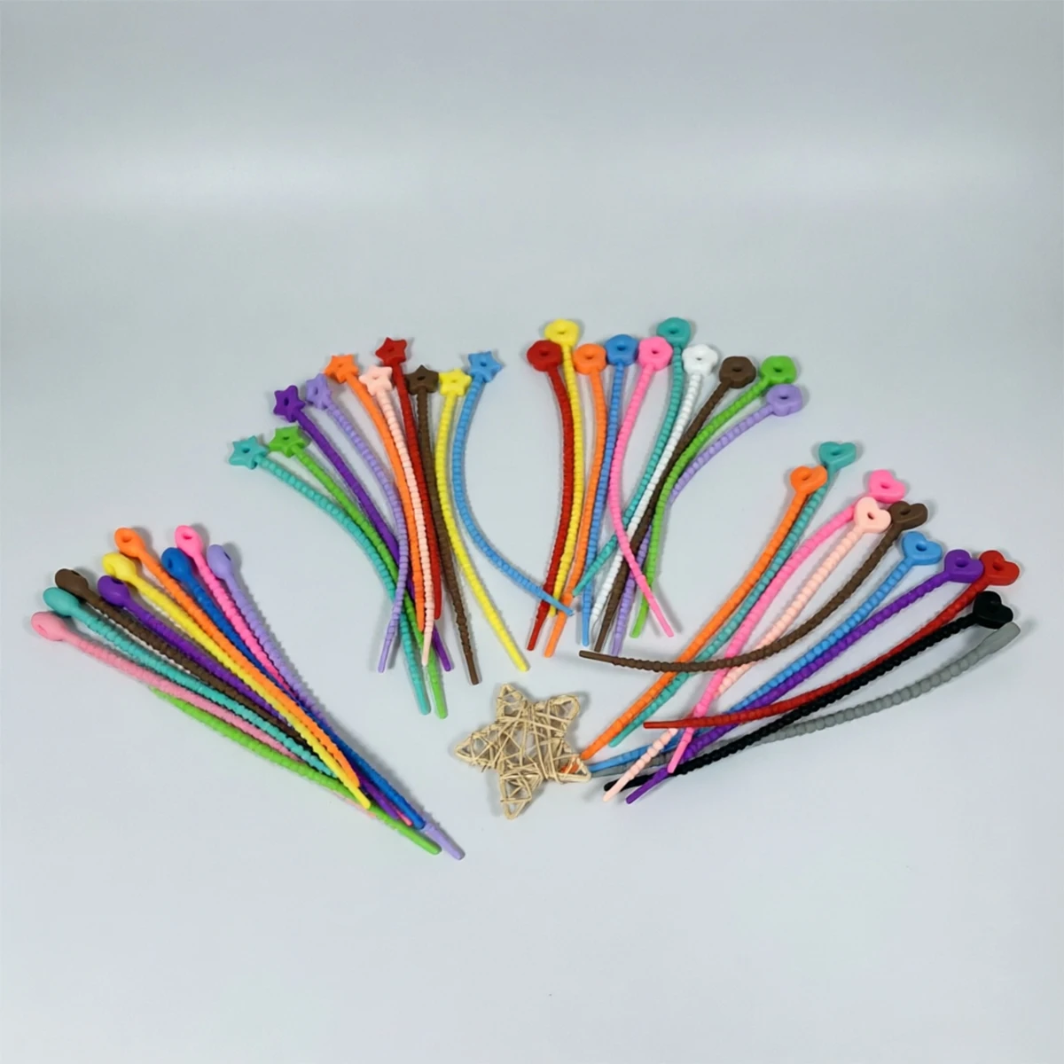 10Pcs/set Reusable Silicone Cable Organizers Soft Cord Ties Multipurpose for Headphones USB Cables Chargers Assorted Colors
10Pcs/set Reusable Silicone Cable Organizers Soft Cord Ties Multipurpose for Headphones USB Cables Chargers Assorted Colors