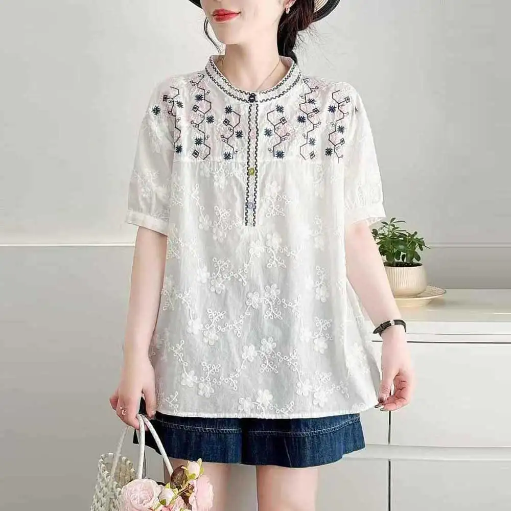 Japanese Vintage Mori Girl Flower Embroidery Short Sleeve Shirts Women Summer New Stand Collar Casual Loose Blouse Tops
Japanese Vintage Mori Girl Flower Embroidery Short Sleeve Shirts Women Summer New Stand Collar Casual Loose Blouse Tops