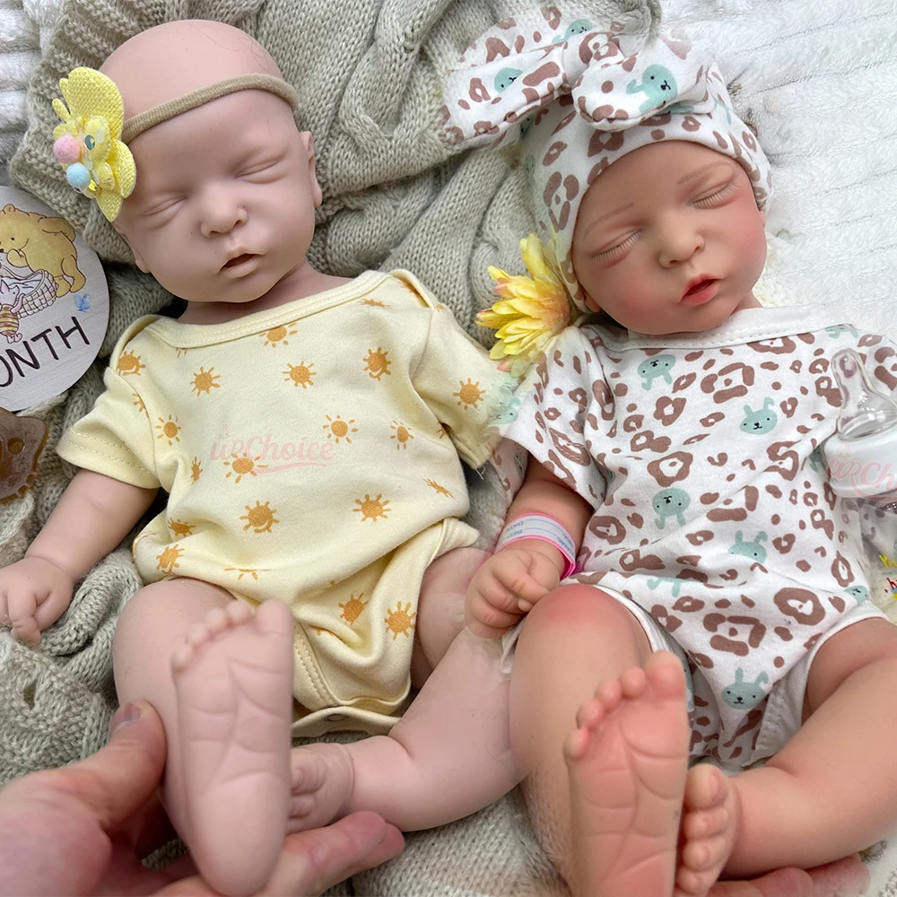 45cm Unpainted Girl Silicone Reborn Baby Full Soft Weighted Doll Educational Prop Realistic Details for Artist Collector
45cm Unpainted Girl Silicone Reborn Baby Full Soft Weighted Doll Educational Prop Realistic Details for Artist Collector