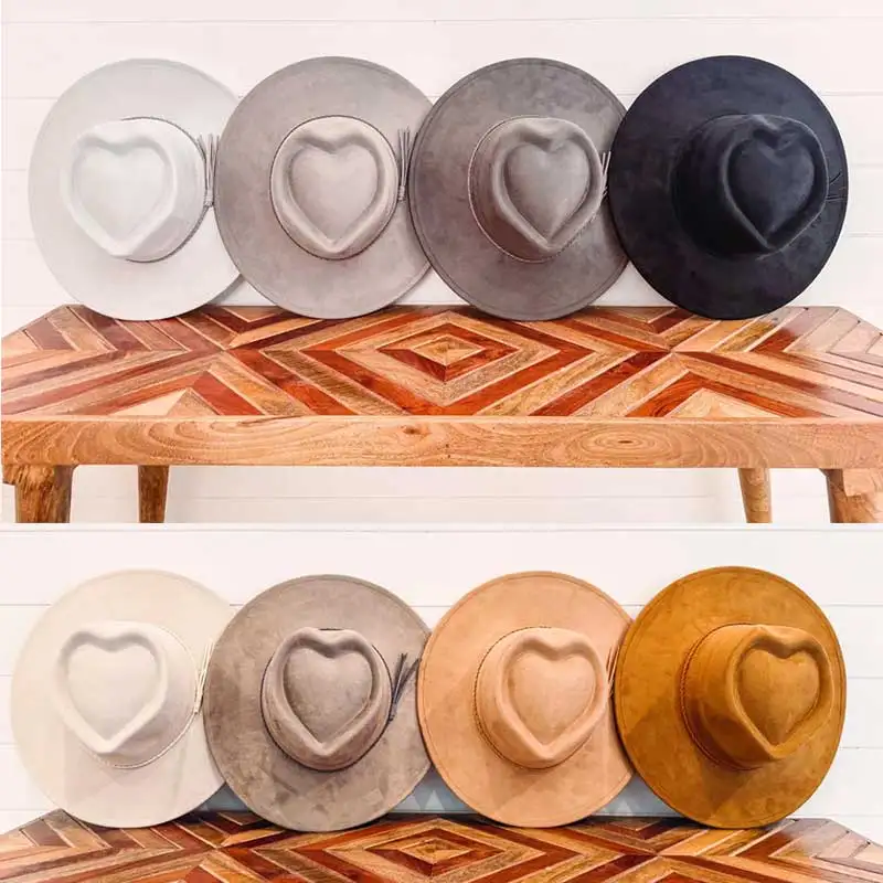 Женская фетровая шляпа-федора в форме сердца из веганской замши с широкими полями, осенне-зимняя, 2026, с аксессуарами-кисточками
Женская фетровая шляпа-федора в форме сердца из веганской замши с широкими полями, осенне-зимняя, 2026, с аксессуарами-кисточками