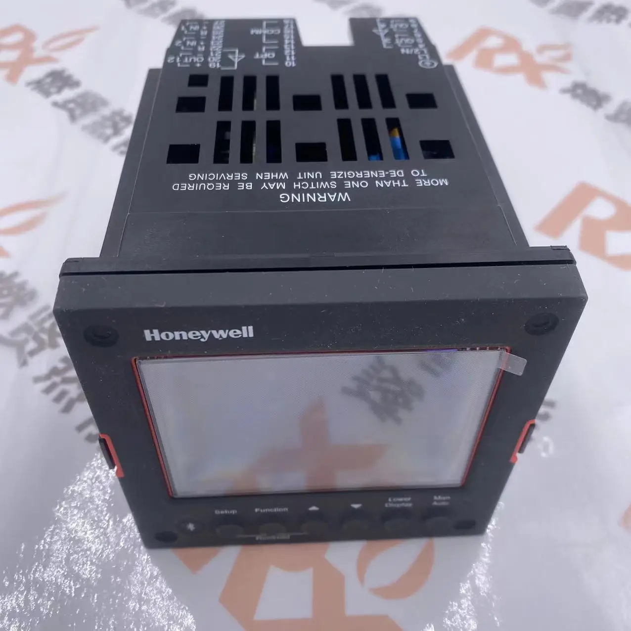 ЖК-контроллер Honeywell DC2800-RE-2S0-100-000-00-0 2025 г., оригинальный, новый
ЖК-контроллер Honeywell DC2800-RE-2S0-100-000-00-0 2025 г., оригинальный, новый