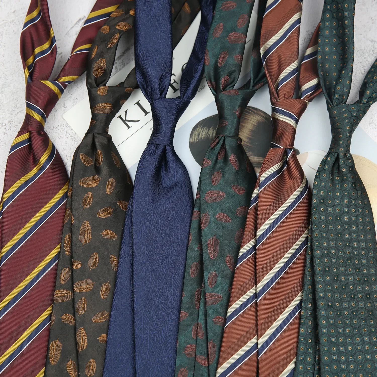 Tie Men's Korean Retro Coffee Wedding Celebration British 8CM Dress Professional Business Handsome Wine Red, Ink Green Striped F
Tie Men's Korean Retro Coffee Wedding Celebration British 8CM Dress Professional Business Handsome Wine Red, Ink Green Striped F