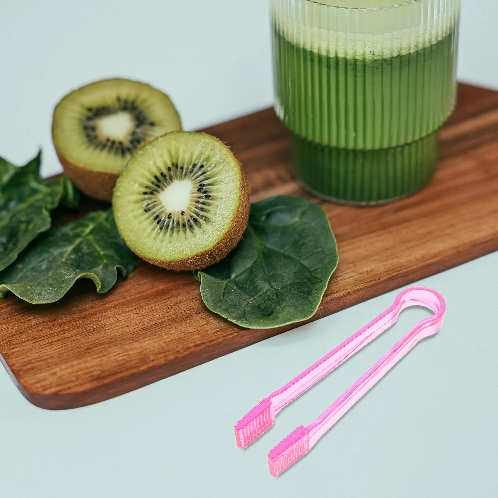 Набор из 15 пластиковых прозрачных щипцов для еды: для льда, сахара, закусок. Эффективное использование одной рукой. Идеально для барбекю и фуршетов.
Набор из 15 пластиковых прозрачных щипцов для еды: для льда, сахара, закусок. Эффективное использование одной рукой. Идеально для барбекю и фуршетов.