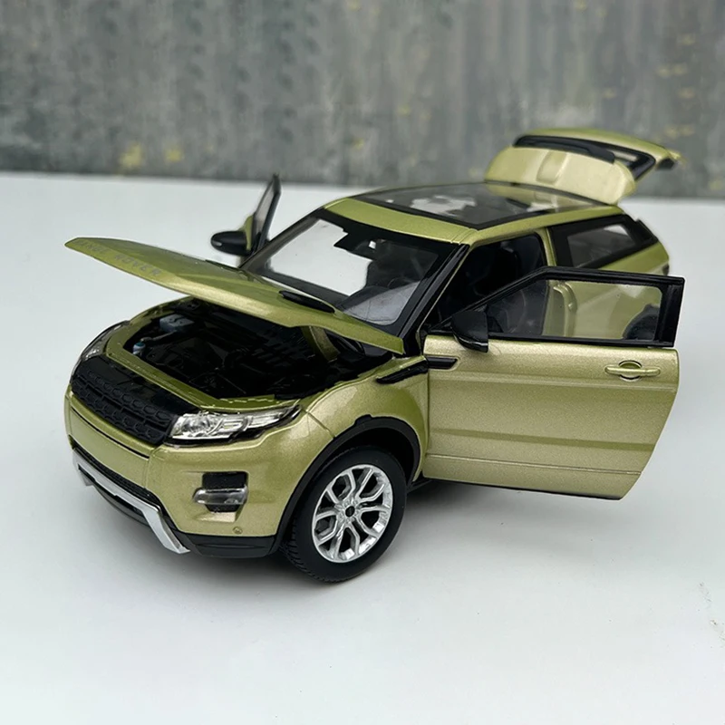 Diecast 1:24 Scale Off-road SUV Alloy Car Model Collection Decoration Souvenir Display Ornaments Gift
Diecast 1:24 Scale Off-road SUV Alloy Car Model Collection Decoration Souvenir Display Ornaments Gift