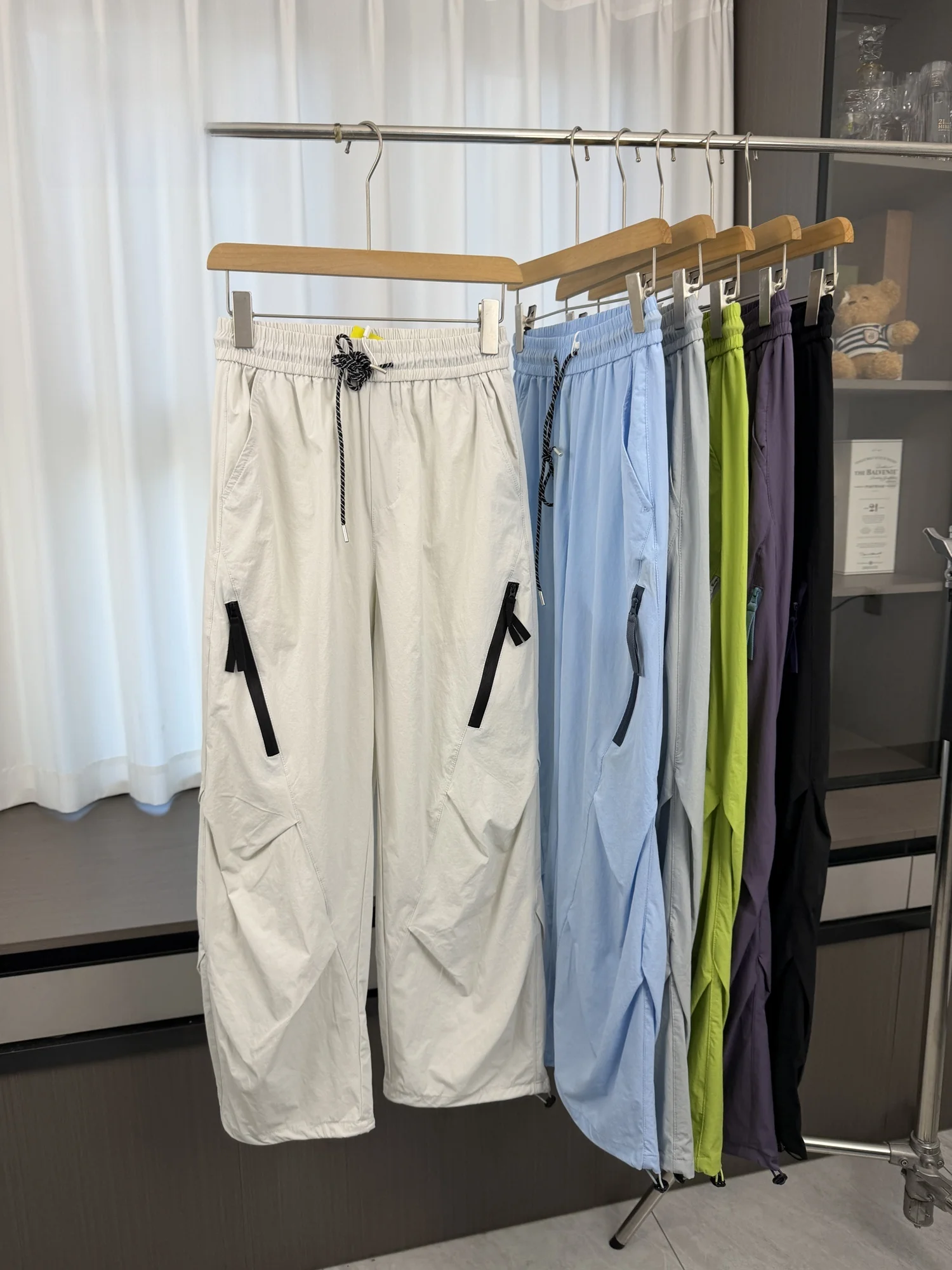 Outdoor Men's Casual Pants High Elastic Loose Breathable Waterproof Straight Leg Wide Leg Comfortable Spring Summer Trousers
Outdoor Men's Casual Pants High Elastic Loose Breathable Waterproof Straight Leg Wide Leg Comfortable Spring Summer Trousers