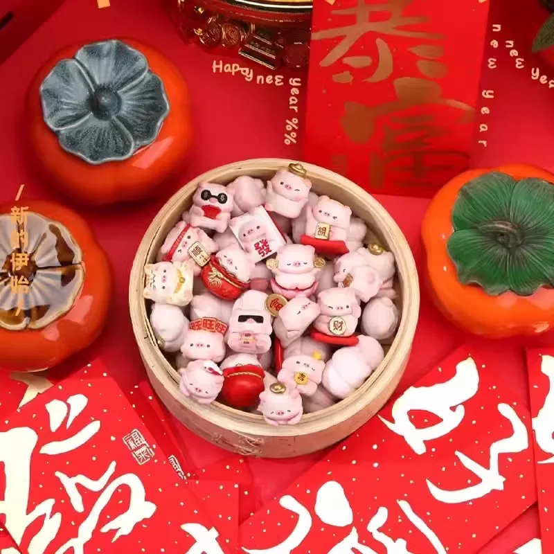 Baoyun Pigpig Lucky Pig Series Mini Blind Box Mysterious Box Cute Fortune Piggy Figure Kawaii Figurine Desktop Decor Home Office
Baoyun Pigpig Lucky Pig Series Mini Blind Box Mysterious Box Cute Fortune Piggy Figure Kawaii Figurine Desktop Decor Home Office