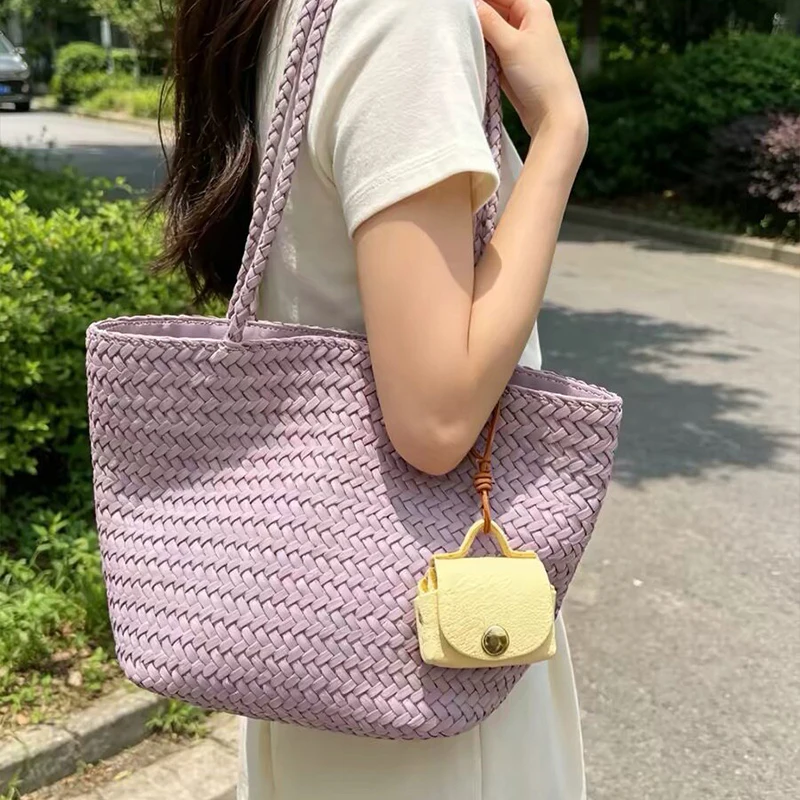 Large Capacity Woven Embossed Shoulder Bag Women Simple Versatile Tote Bag Casual Commute Underarm Bags With Inner Pocket
Large Capacity Woven Embossed Shoulder Bag Women Simple Versatile Tote Bag Casual Commute Underarm Bags With Inner Pocket