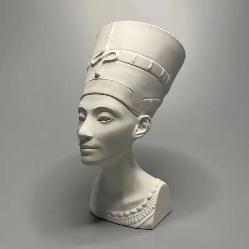 Nefertiti bust ancient Egyptian museum replica plaster sculpture home ornaments gifts
Nefertiti bust ancient Egyptian museum replica plaster sculpture home ornaments gifts