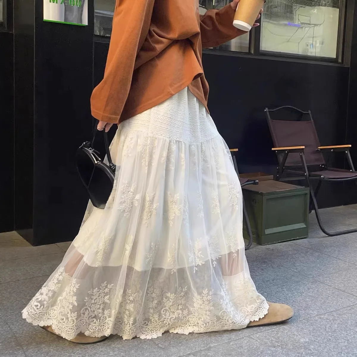 Шикарная кружевная юбка из тюля с пэчворком, новинка 2026 года, женская, с завышенной талией, А-силуэт, миди, сексуальная, стройнящая, сетчатая, многослойная, расклешенная юбка
Шикарная кружевная юбка из тюля с пэчворком, новинка 2026 года, женская, с завышенной талией, А-силуэт, миди, сексуальная, стройнящая, сетчатая, многослойная, расклешенная юбка