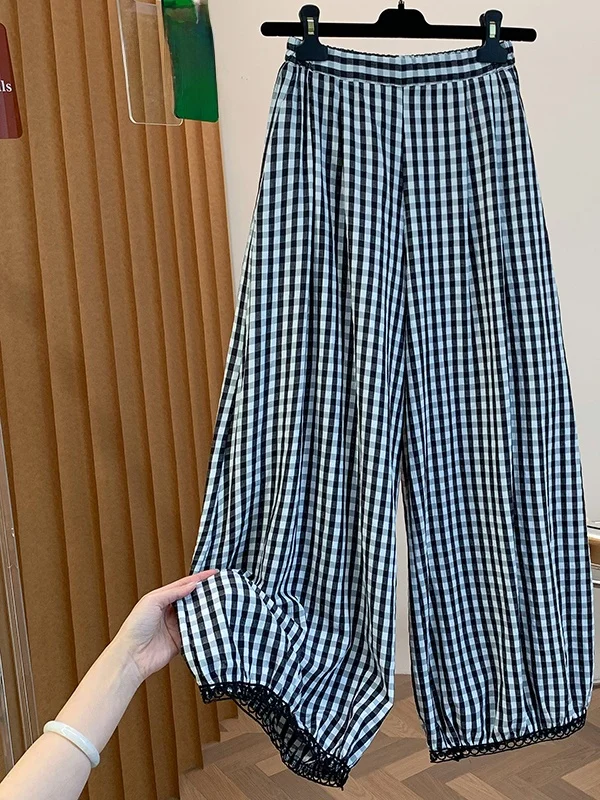 Loose Wide Leg Pants High Waist Patchwork Lace Summer New Style plus Size Women's Casual Loose Slimming Nine Points Lantern P...
Loose Wide Leg Pants High Waist Patchwork Lace Summer New Style plus Size Women's Casual Loose Slimming Nine Points Lantern P...