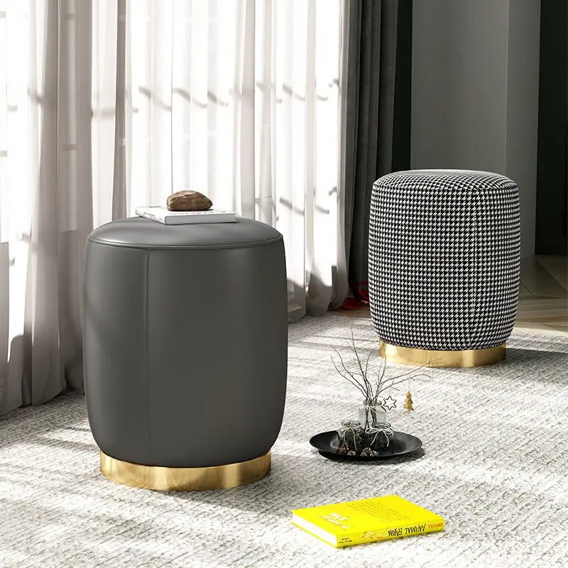 Nordic Small Stool Home Changing Shoe Stool Sitting Stool Leather Footstool Living Room Sofa Stool Creative Small Round Stool
Nordic Small Stool Home Changing Shoe Stool Sitting Stool Leather Footstool Living Room Sofa Stool Creative Small Round Stool