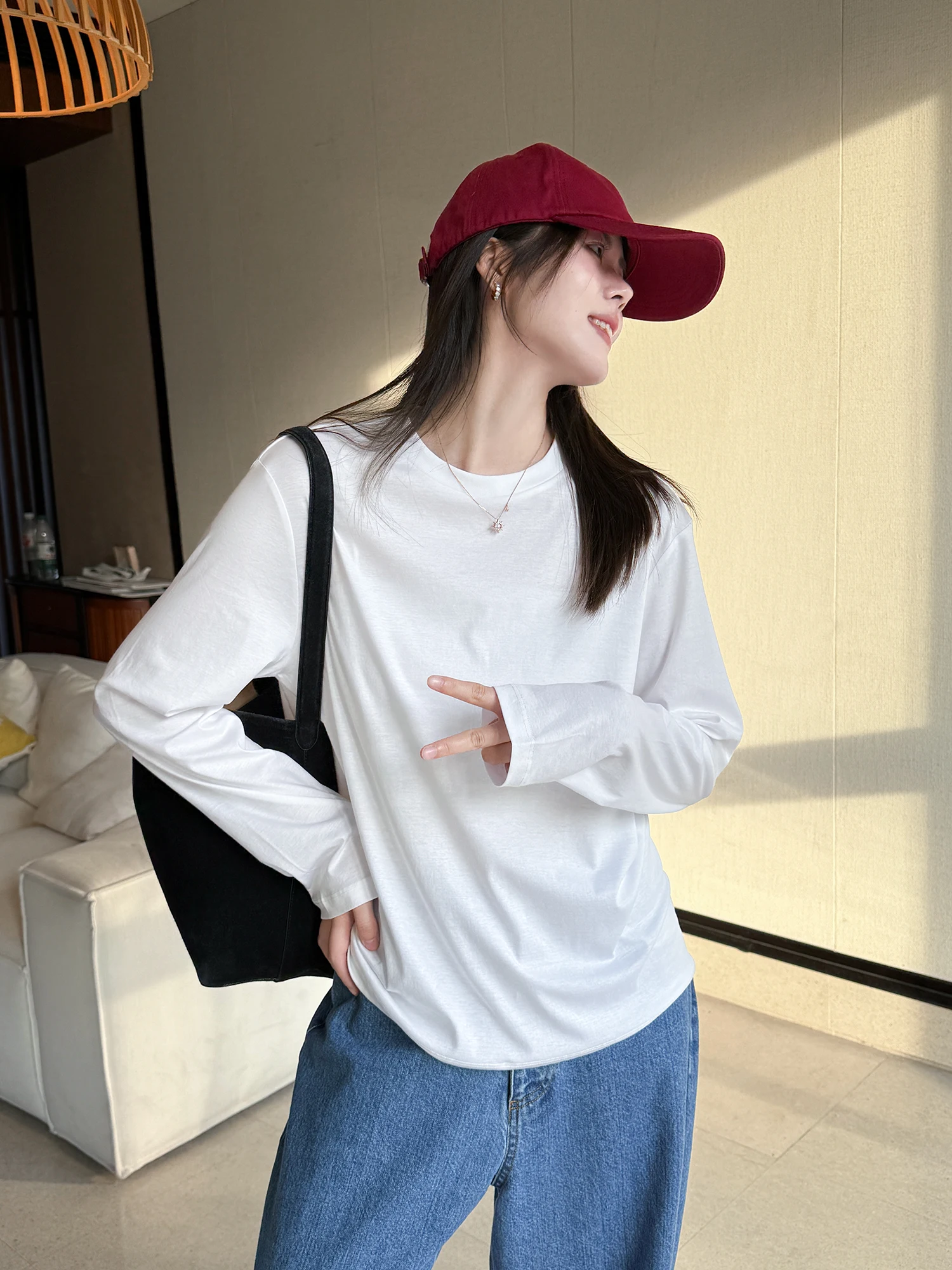 Женская футболка Upade Long Sve T-irt из двустороннего шелка и светящегося хлопка, повседневная, удобная, дышащая, для любого случая.
Женская футболка Upade Long Sve T-irt из двустороннего шелка и светящегося хлопка, повседневная, удобная, дышащая, для любого случая.