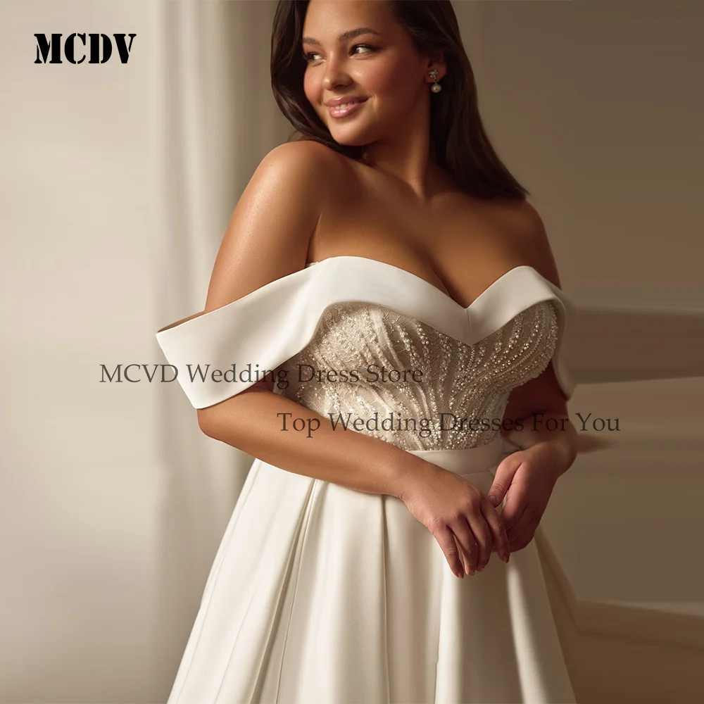 MCDV Plus Size Wedding Dress Vestido De Noiva Customized Off The Shoulder Sweetheart Beading Pearls A Line Satin Bridal Gown
MCDV Plus Size Wedding Dress Vestido De Noiva Customized Off The Shoulder Sweetheart Beading Pearls A Line Satin Bridal Gown