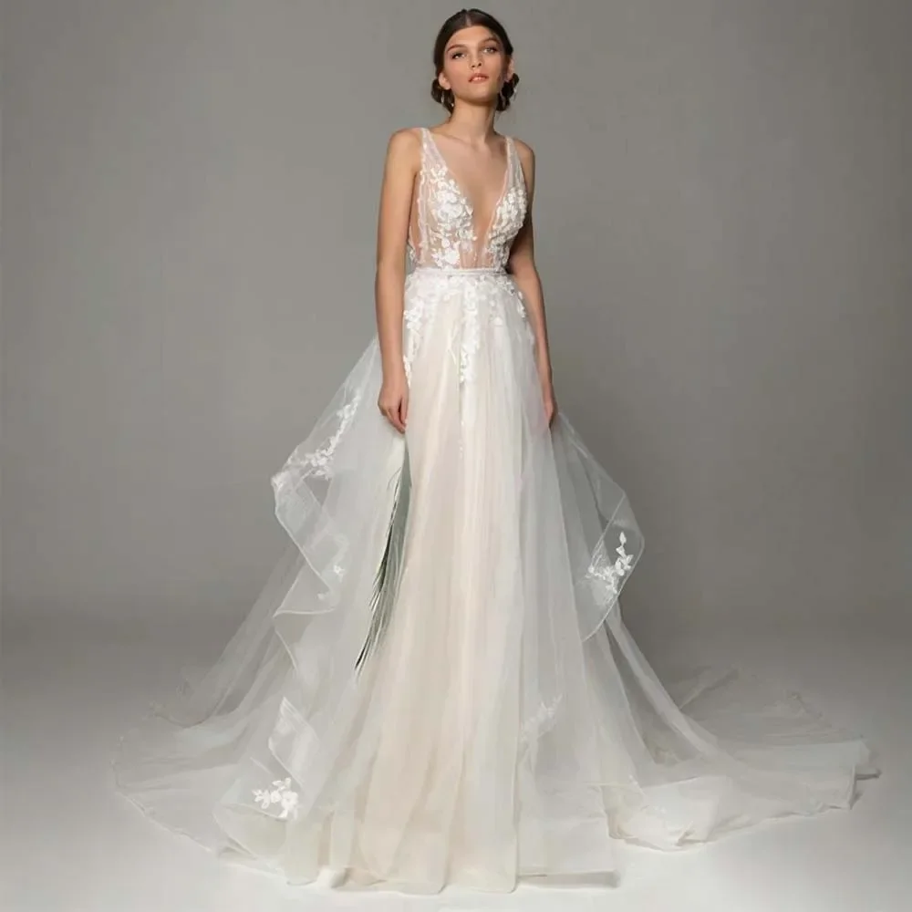 Lqq Индивидуальные изящные привлекательные свадебные платья с оборками для женщин, трапециевидной формы с аппликацией, v-образным вырезом, тюлем, открытой спиной и пуговицами, 2025 г.
Lqq Индивидуальные изящные привлекательные свадебные платья с оборками для женщин, трапециевидной формы с аппликацией, v-образным вырезом, тюлем, открытой спиной и пуговицами, 2025 г.