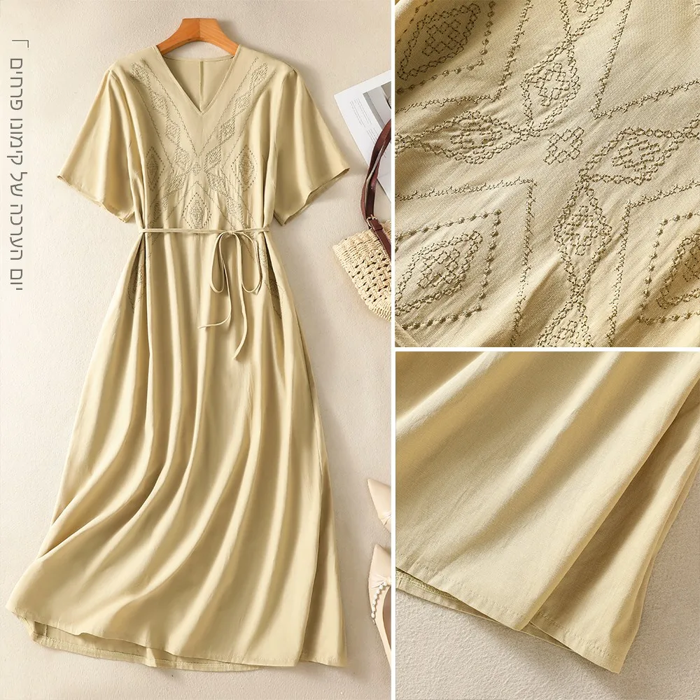 Elegant V-neck Short-sleeved A-line Dress Summer New Style Women's Cotton Blend Embroidery Heavy Embroidery Waist-cinching Be...
Elegant V-neck Short-sleeved A-line Dress Summer New Style Women's Cotton Blend Embroidery Heavy Embroidery Waist-cinching Be...