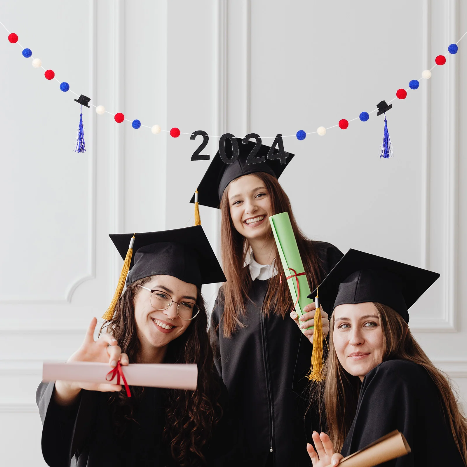 1Set 2024 Graduation Banner Doctor Cap Hanging Felt Garland Party Decoration for Grad Photo Backdrop and Celebration Supplies
1Set 2024 Graduation Banner Doctor Cap Hanging Felt Garland Party Decoration for Grad Photo Backdrop and Celebration Supplies