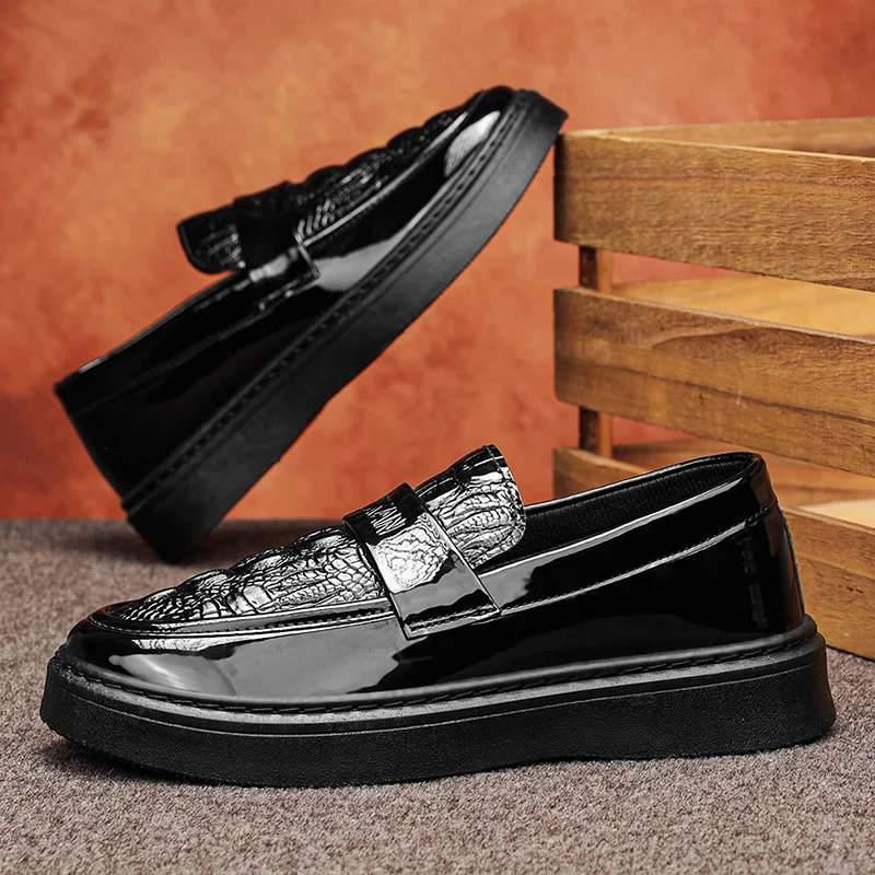 2026 New Men's British Style Business Casual Shoes, Fashion Non-slip Comfortable Versatile Daily Office Walking Shoes
2026 New Men's British Style Business Casual Shoes, Fashion Non-slip Comfortable Versatile Daily Office Walking Shoes