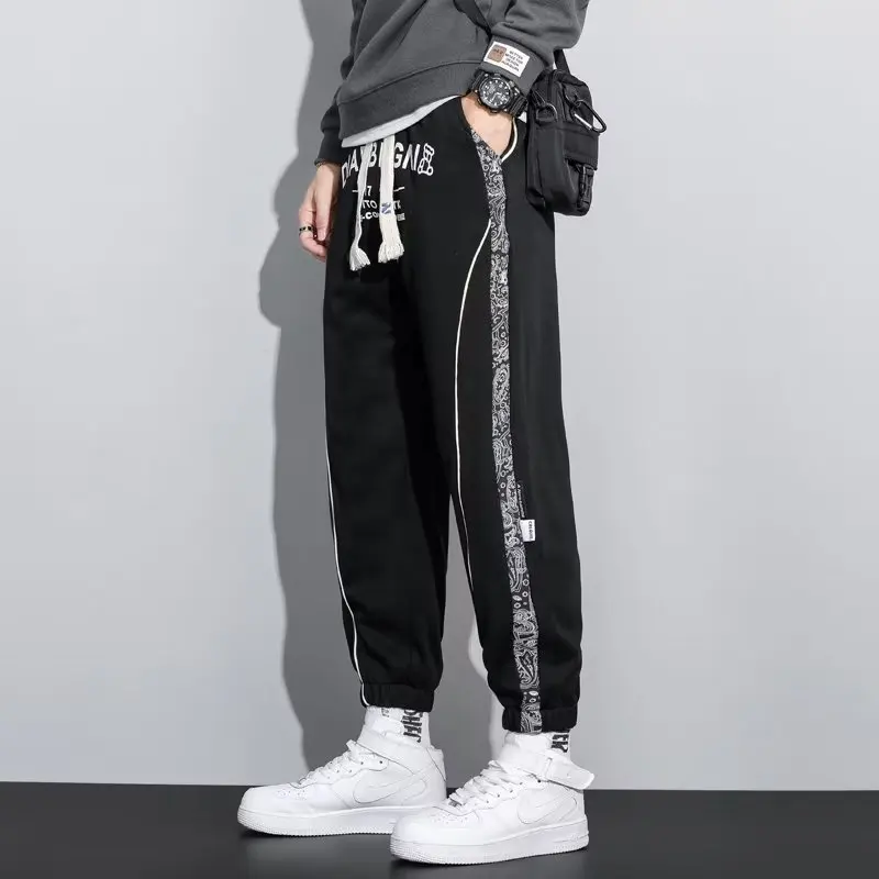 Pants men's spring and fall fashion brand loose bundle feet letter design all matching sweatpants sports casual pants
Pants men's spring and fall fashion brand loose bundle feet letter design all matching sweatpants sports casual pants