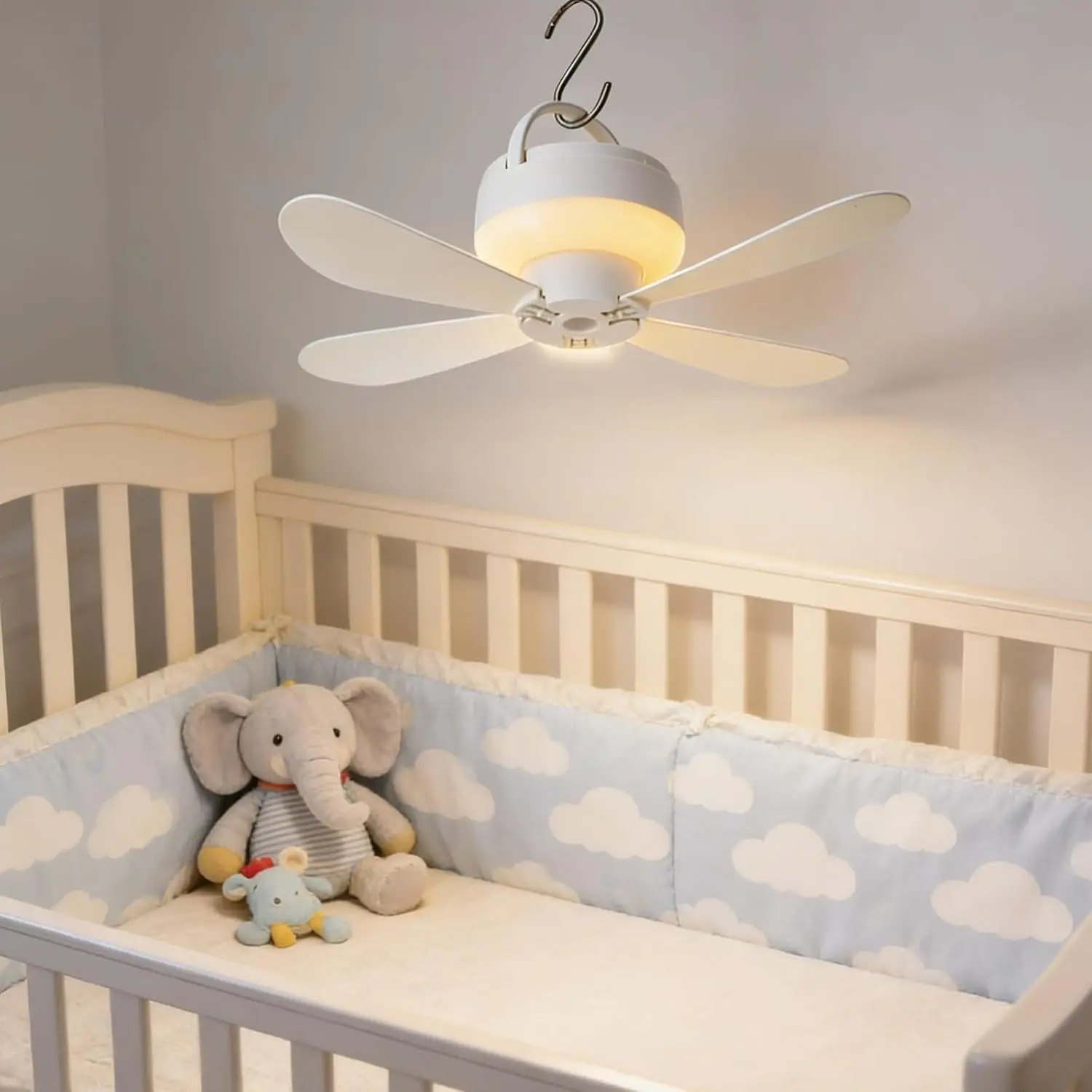 USB Rechargeable Fan Light with Remote Control Dimmable Ceiling Fan Light Silent Operation Intelligent Ceiling Lamp
USB Rechargeable Fan Light with Remote Control Dimmable Ceiling Fan Light Silent Operation Intelligent Ceiling Lamp