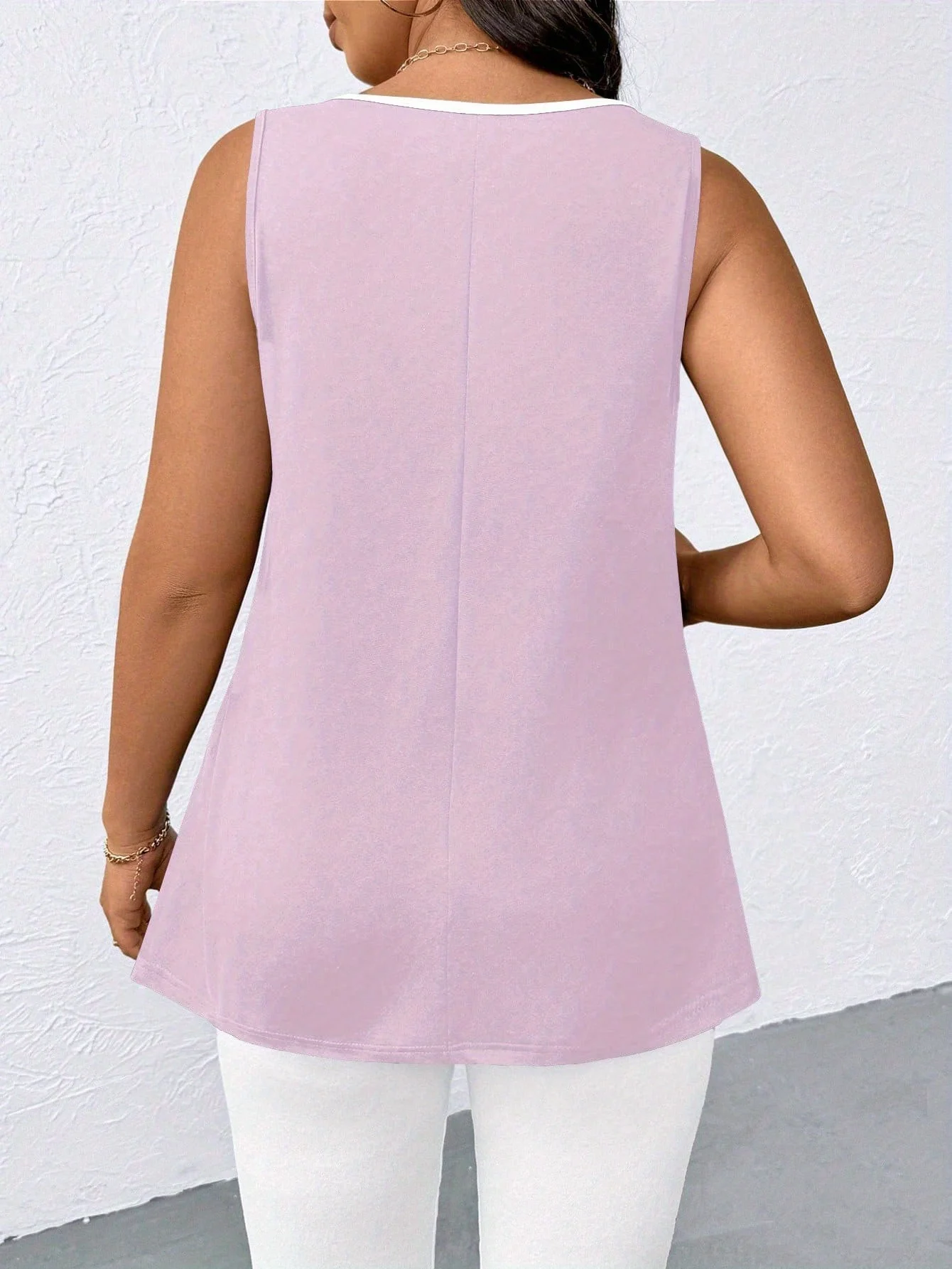 Women's Plus Size Casual Tank Top with Bow Decoration - Sleeveless Loose Fit Summer Shirt
Women's Plus Size Casual Tank Top with Bow Decoration - Sleeveless Loose Fit Summer Shirt