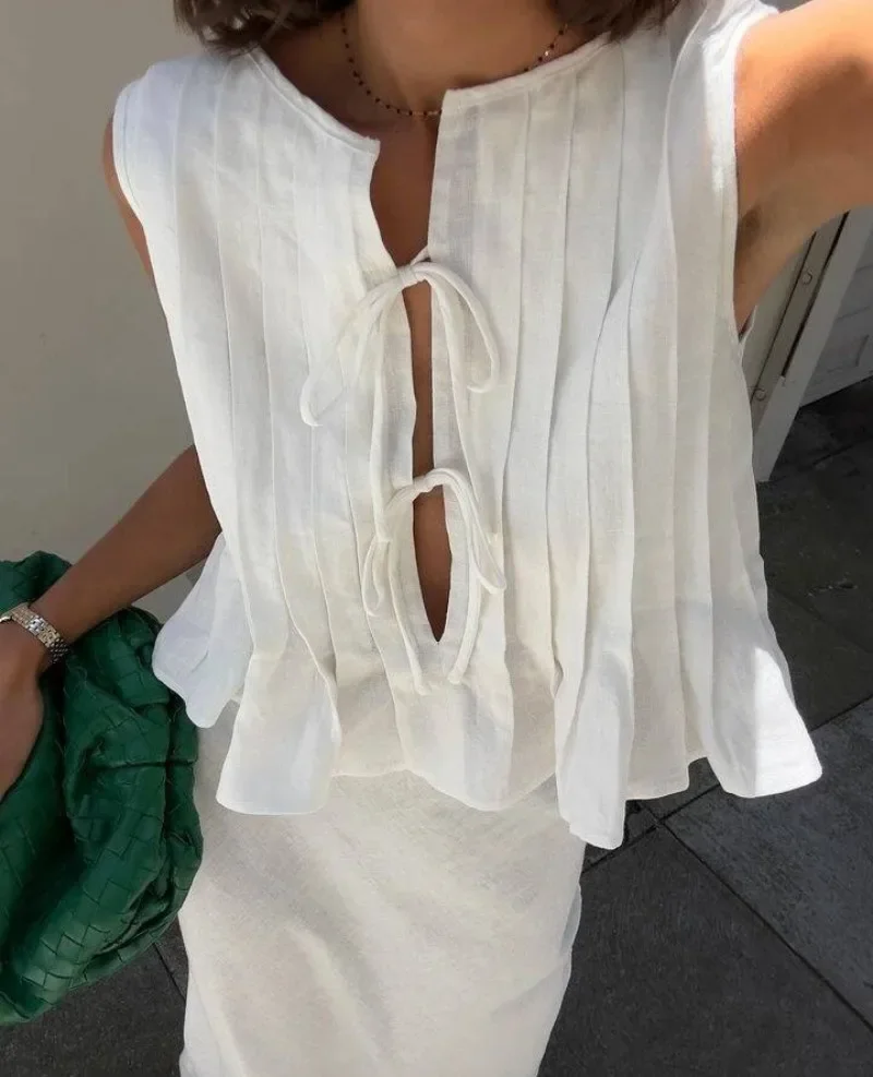 White Bandage Ribbed Tank Top Shirts for Women Hollow Out Sleeveless Slim Summer Fashion Vest Women's Lace-Up Vest Y2k Top
White Bandage Ribbed Tank Top Shirts for Women Hollow Out Sleeveless Slim Summer Fashion Vest Women's Lace-Up Vest Y2k Top