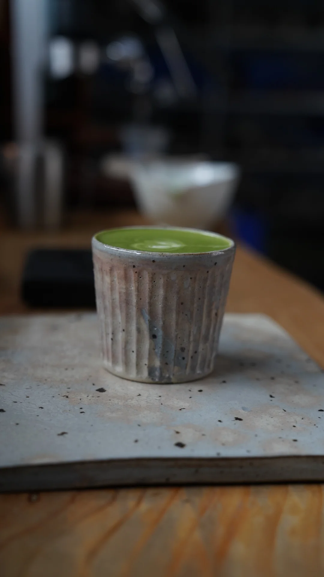 Handmade Ceramic Tea Cup Coffee Cup with Deer Spot Powder Engraving Pig Mouth Cup Convenient to Hold 260-300ml Capacity
Handmade Ceramic Tea Cup Coffee Cup with Deer Spot Powder Engraving Pig Mouth Cup Convenient to Hold 260-300ml Capacity