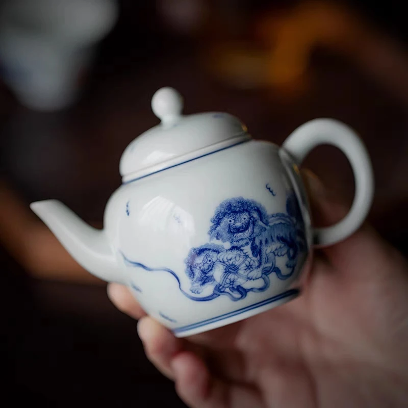 Vintage Ceramic Teapot with Strainer, Jingdezhen Accessories, Samovar for Chinese Te Guan Yin Flower, Oolong Tea Ceremony
Vintage Ceramic Teapot with Strainer, Jingdezhen Accessories, Samovar for Chinese Te Guan Yin Flower, Oolong Tea Ceremony