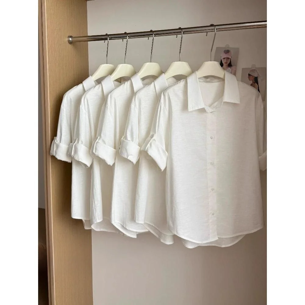 White Cotton Linen Short Sleeve Shirt Women's Casual Style Summer New Loose Fit Button up Top Quality Fashionable Old Money
White Cotton Linen Short Sleeve Shirt Women's Casual Style Summer New Loose Fit Button up Top Quality Fashionable Old Money