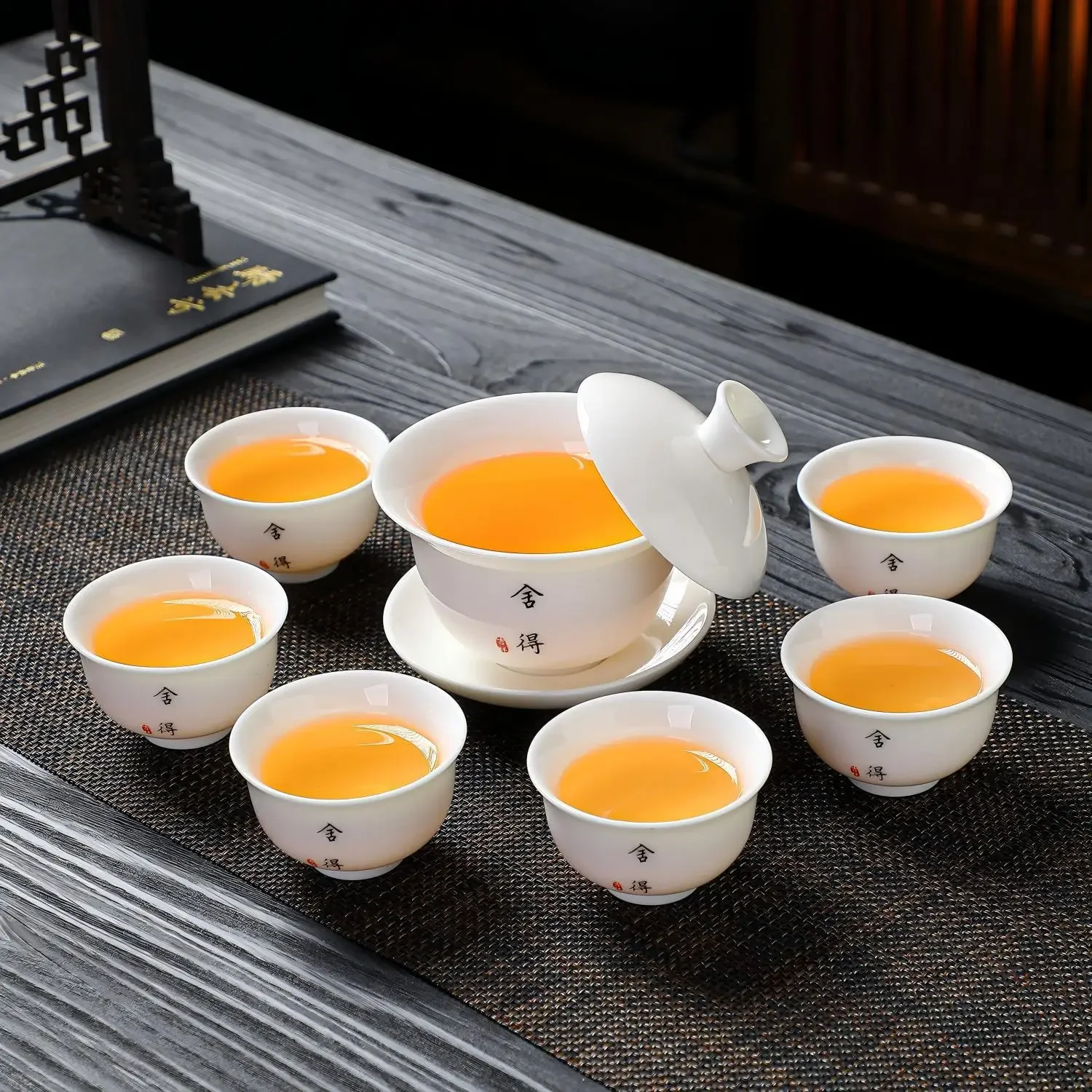 High Quality White Porcelain Tea Set Gaiwan Bamboo Hat Cup Kung Fu Chinese Ceramic Teaware Home Office Business Tea Insufer
High Quality White Porcelain Tea Set Gaiwan Bamboo Hat Cup Kung Fu Chinese Ceramic Teaware Home Office Business Tea Insufer
