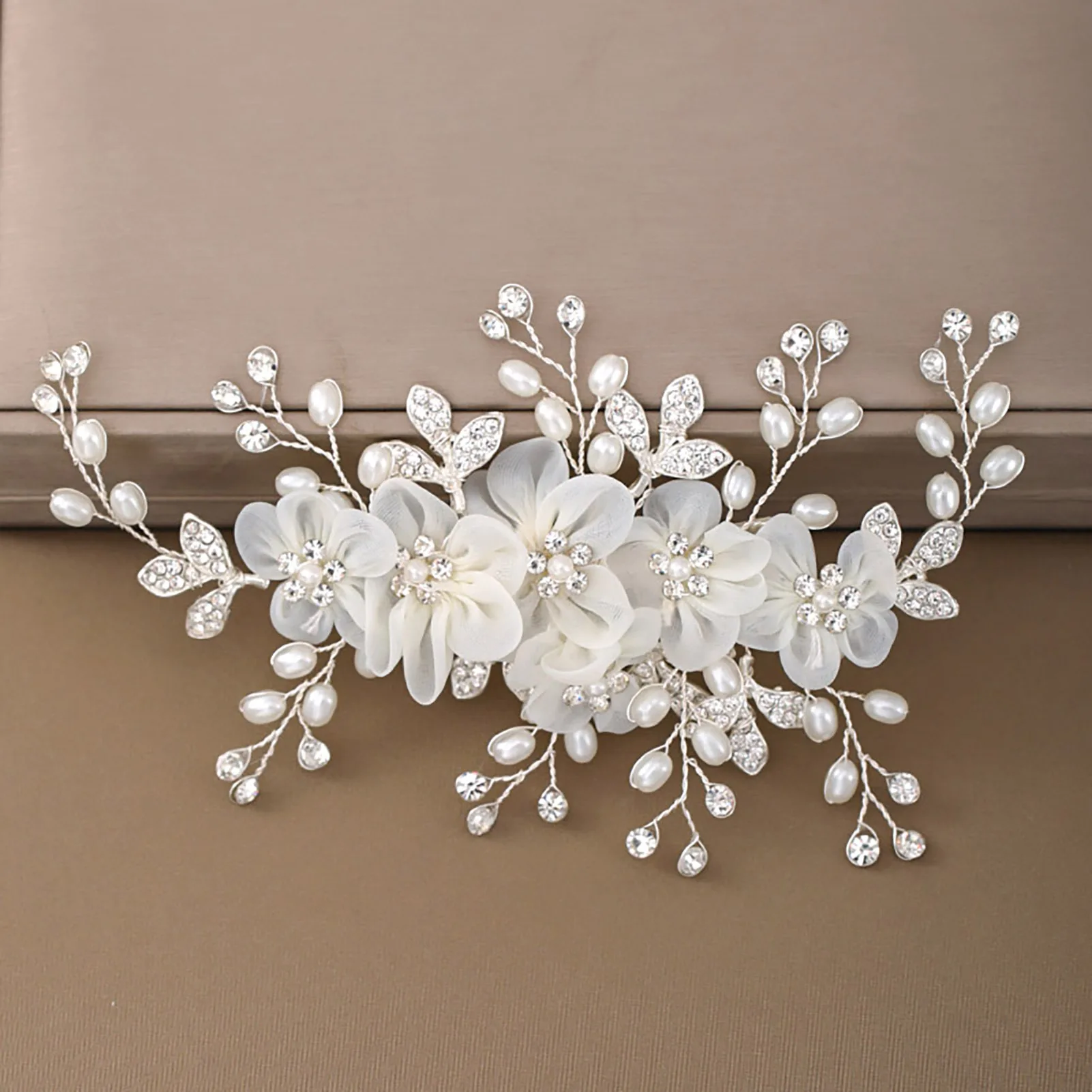 Flower Hairpin Hair Clip Decorative White Bloomy Flower Rhinstones Headpiece for Women Girls Hair Accessories
Flower Hairpin Hair Clip Decorative White Bloomy Flower Rhinstones Headpiece for Women Girls Hair Accessories
