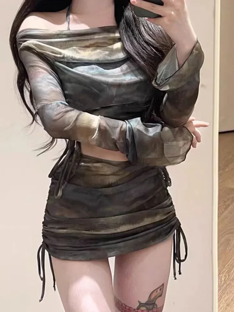 Sexy Tie Dye Long Sleeve Bikini 4 Piece Set for Women Split Swimsuit High Waist Beach Bikini New Small Chest Gathered Swimwear
Sexy Tie Dye Long Sleeve Bikini 4 Piece Set for Women Split Swimsuit High Waist Beach Bikini New Small Chest Gathered Swimwear