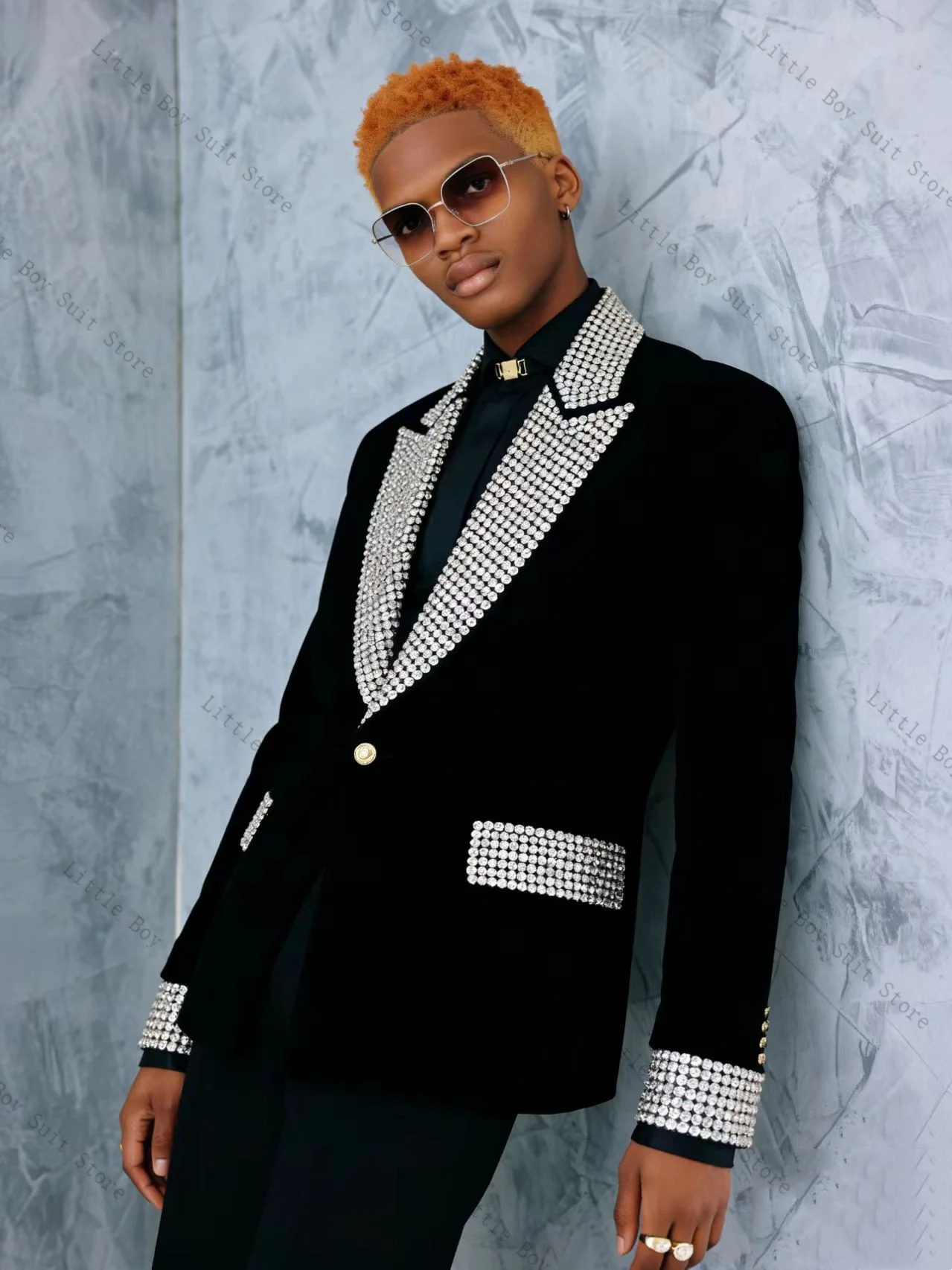 Crystals Men Suit Set 2 Pieces Jacket Velvet Blazer+Cotton Pants Trousers Wedding Tuxedo Formal Office Party Coat Customized
Crystals Men Suit Set 2 Pieces Jacket Velvet Blazer+Cotton Pants Trousers Wedding Tuxedo Formal Office Party Coat Customized