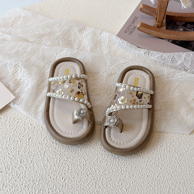Kids Girls Pearl Rhinestone Toe Ring Sandals Sequins Lace Slip On Slides Anti Slip Soft Flat Summer Princess Beach Slippers
Kids Girls Pearl Rhinestone Toe Ring Sandals Sequins Lace Slip On Slides Anti Slip Soft Flat Summer Princess Beach Slippers