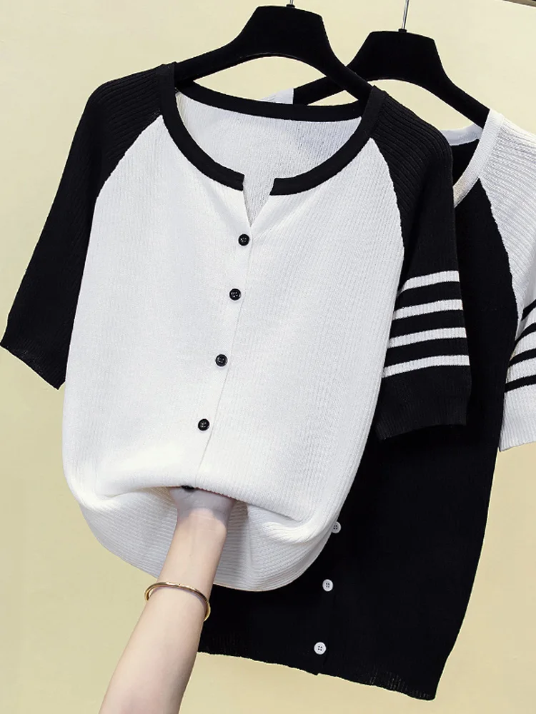 Woolen Sweater Women's Round Neck Cut-Out Cardigan Spring Autumn New Loose Striped Style Versatile Sweater For External Wear
Woolen Sweater Women's Round Neck Cut-Out Cardigan Spring Autumn New Loose Striped Style Versatile Sweater For External Wear
