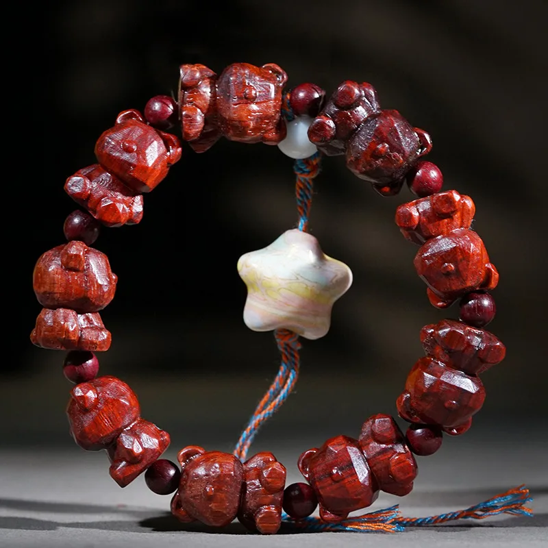 Браслет из красного сандалового дерева с рогом носорога, унисекс, культурные буддийские бусины, один круг, ручная резная звезда, дизайн, ювелирные изделия
Браслет из красного сандалового дерева с рогом носорога, унисекс, культурные буддийские бусины, один круг, ручная резная звезда, дизайн, ювелирные изделия