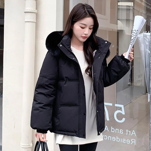 2023 New Hooded Coats Winter Padded Cotton Coat Female Korean Big Fur Collar Thicken Windproof Warm Stylish Down Cotton Jackets
2023 New Hooded Coats Winter Padded Cotton Coat Female Korean Big Fur Collar Thicken Windproof Warm Stylish Down Cotton Jackets
